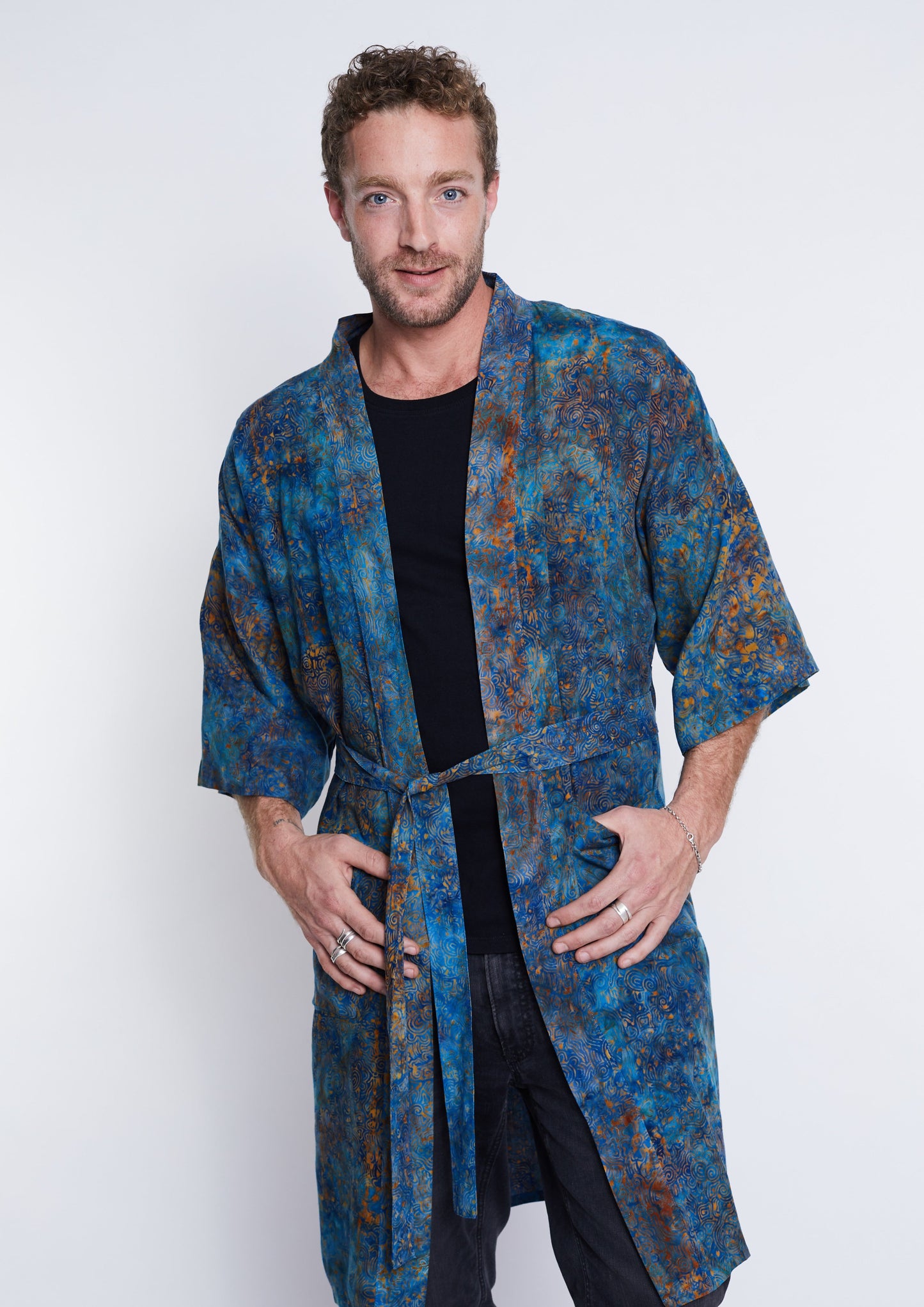 Langer Blue-Orang-Waves handmade Kimono