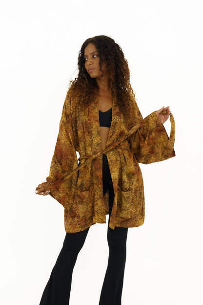 Kurzer Mermaid-Brown handmade Kimono